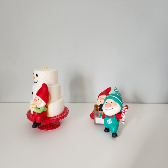 Hallmark - Gnome for Christmas - Picture 9 of 10